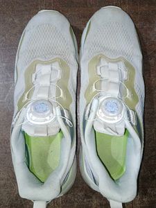 Comfortable Athletic Shoes