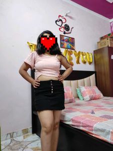 One Shoulder Crop Top