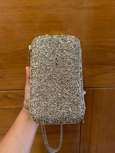 Sparkling Clutch