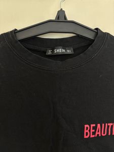 SHEIN INITIAL PRINTED CROP TOP