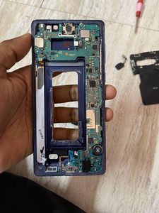 Samsung  Phones Motherboard Dead But Parts Can Be