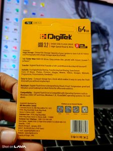 Digitek 64GB USB 3.2 Flash Drive