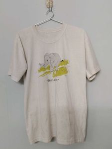 Sri Lanka Print Tshirt Size M With Flaws