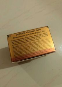 Pilgrim 24K Gold Facial Mask