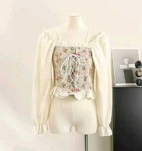Korean Fit Retro Vintage Top🍒