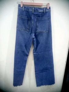 New Zara Straight And Baggy Jeans