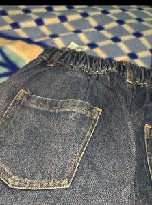 Mom fit ripped jeans