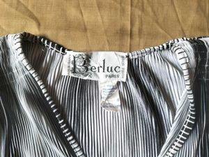V-neck Pleated Top
