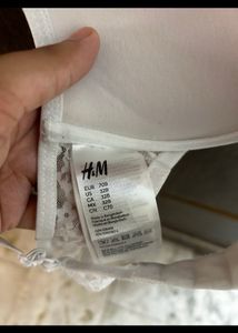 2 H&amp;M Black &amp; White Lace Bra