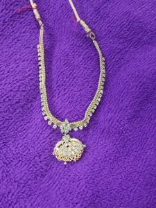 Gold Tone Rhinestone Necklace