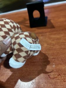 Used (slightly cute) Explosive Doraemon doll key
