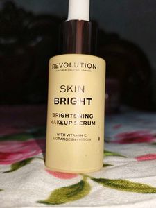 Makeup Revolution Skin Bright Serum