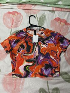 H&M Divided Graphic Crop Top