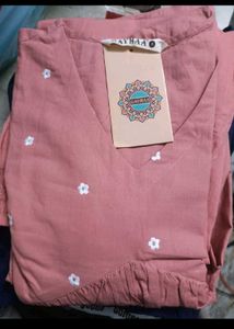 ❗️❗️diwali sale ❗️❗️ Elegant Floral Kurta Set