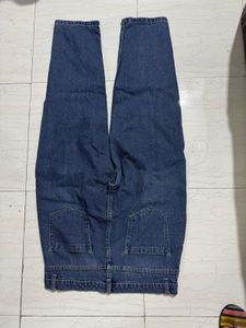 Ripped Boyfriend Jeans