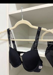 Guess Bra &amp; panty set