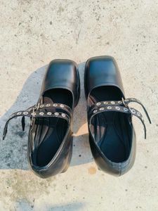 black heel pinteresty mary janes🖤