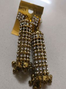 Earring With Work Of Tiny Pearl Kind N Stones