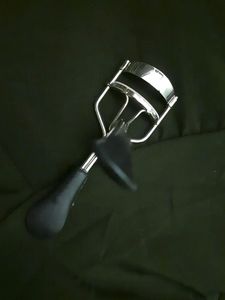 Eyelash Curler