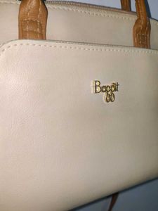Peach Baggit Handbag