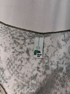Newme Green Floral Ruffle Blouse/Top