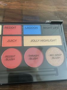 eyeshadow , highlighter and blush Palette