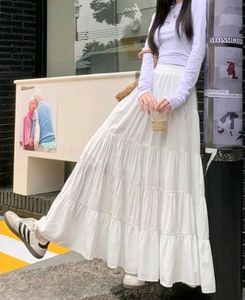 White Skirt 🫴🤍