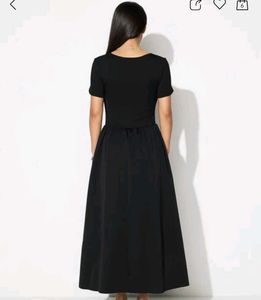 Elegant Black Midi Dress