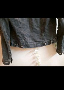 Grey Denim Jacket 💙😍