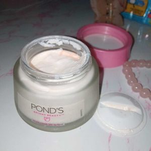 Ponds Serum Cream SPF 15 PA++