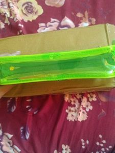 Green Dora Pouch