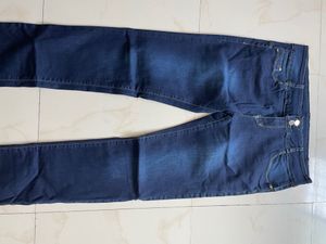 FADED JEANS