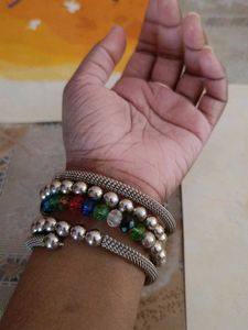 Silver Beaded Bracelet Set and a blue gel eyeliner