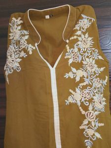 Floral Embroidered Kurti