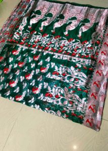 Full Shinning Peacock Design Saree