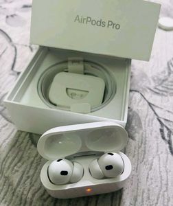 Apple AirPods Pro 2nd Gen