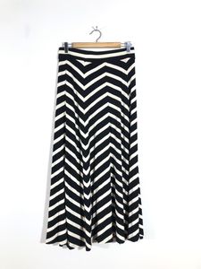 Black&White Printed Skirt(Women’s)
