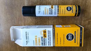 Dr Seth&#39;s Ceramide Vitamin C Sunscreen