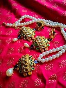 Voylla Kundan And Beads Beautiful Jwellery Set