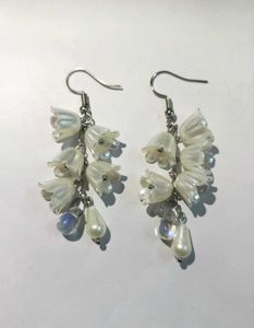 Pearl Lily Drop Earrings – Dreamy Floral Elegance