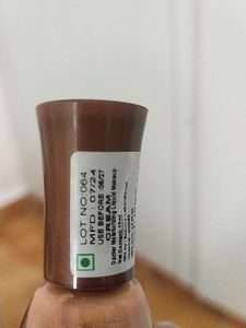Dazller Moisturizing Liquid Makeupwith Sunscreen