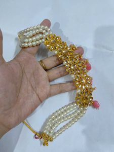 Elegant Pearl Blossom Neckpiece