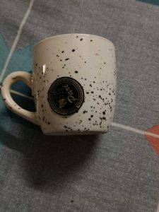1 Tea Cup And 4 Bowl