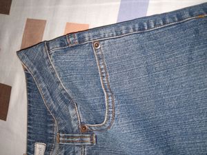 Straight Jeans