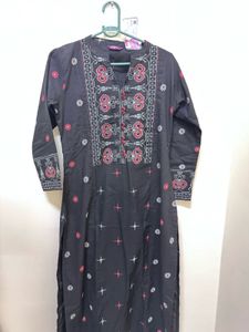 Brand NEW COTTON suit set