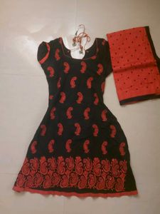 Black And Red Kurti+Dupatta