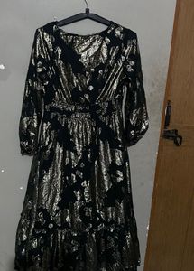 Zudio Small Size Elegant Black &amp; Gold Dress