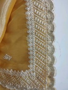 Thread Work Saree🪷