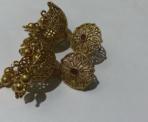 Earring