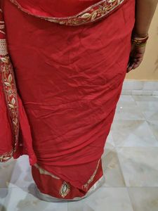 i am selling lehnga saree with full of beads